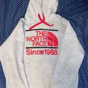 Men’s North Face Hoodie